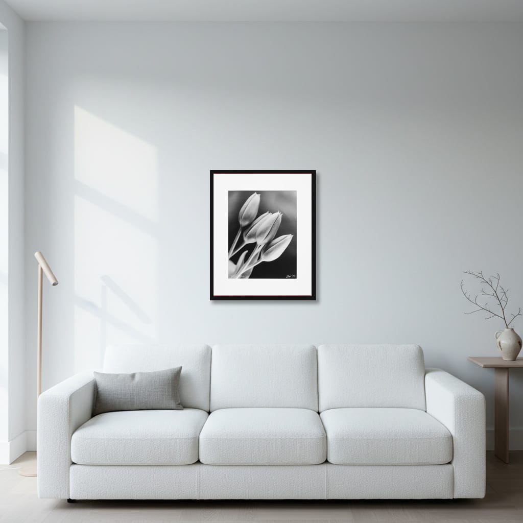 Tulips (Sculpture of Light) - Image 2