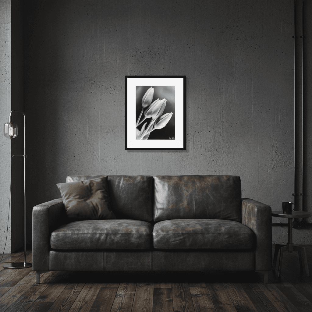 Tulips (Sculpture of Light) - Image 3